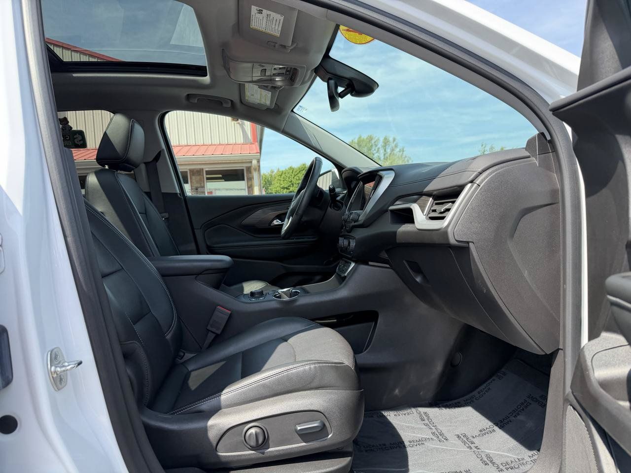 Used 2024 GMC Terrain SLT w/ Tech Package AWD/4WD image 24