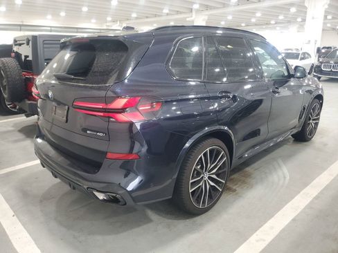 Used 2025 BMW X5 sDrive40i w/ M Sport Package image 3