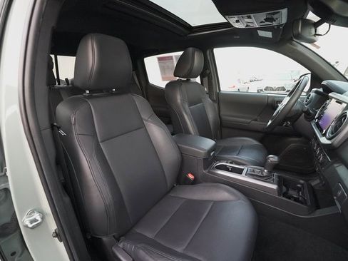 Certified 2023 Toyota Tacoma TRD Off-Road image 20