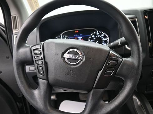 Used 2023 Nissan Frontier SV image 20