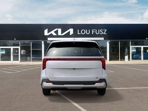 New 2026 Kia Carnival LXS FWD image 5