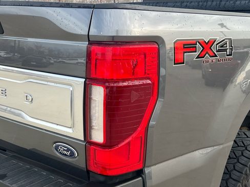 Used 2022 Ford F250 Limited image 14