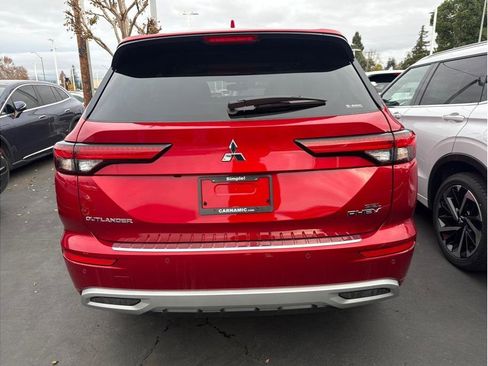 Used 2025 Mitsubishi Outlander SEL image 7
