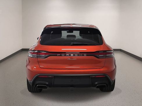 Certified 2023 Porsche Macan AWD/4WD image 6