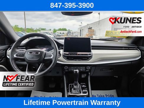 Used 2025 Jeep Compass Limited AWD/4WD image 31