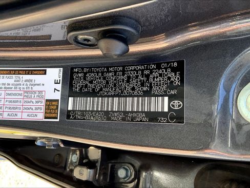 Used 2018 Toyota Prius Prime Premium image 37