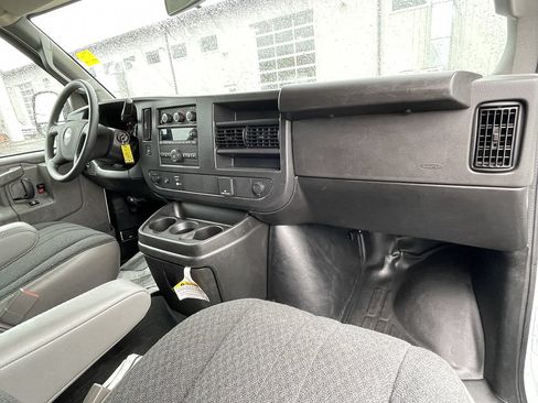 Used 2025 Chevrolet Express 2500 w/ Driver Convenience Package RWD image 25