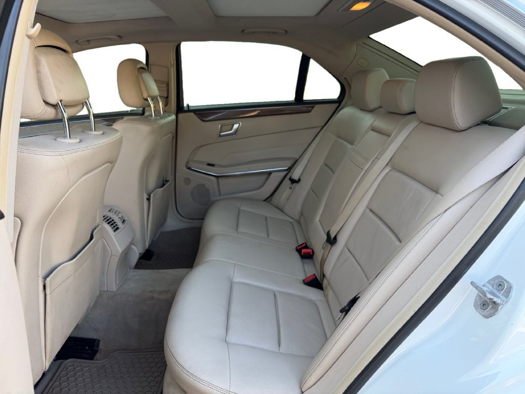 Used 2014 Mercedes-Benz E 350 4MATIC Sedan image 19