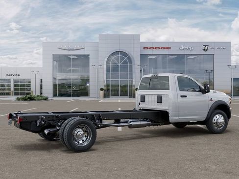 New 2026 RAM 5500 Tradesman w/ Chrome Appearance Group image 4