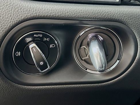 New 2026 Porsche Macan image 11