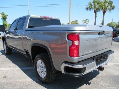 Used 2024 Chevrolet Silverado 2500 LTZ w/ LTZ Plus Package image 7