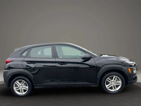Used 2021 Hyundai Kona SE AWD/4WD image 4