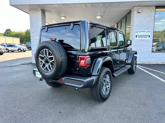 New 2025 Jeep Wrangler Unlimited Sahara AWD/4WD image 5