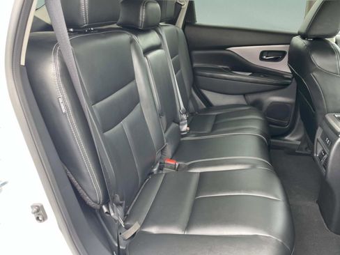 Used 2024 Nissan Murano SV w/ SV Midnight Edition Package FWD image 16