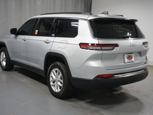 Used 2025 Jeep Grand Cherokee L Laredo RWD image 6