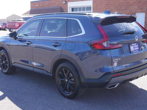 Used 2025 Honda CR-V Sport-L image 3