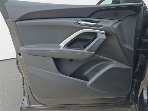 Used 2025 Audi Q5 Premium w/ Convenience Package image 30