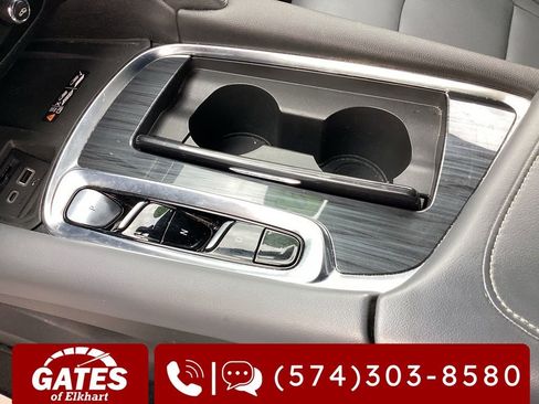 Used 2023 Buick Enclave Essence FWD image 32