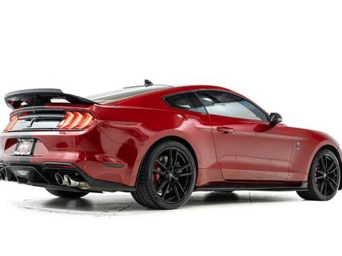 Used 2021 Ford Mustang Shelby GT500 w/ Technology Package RWD image 4