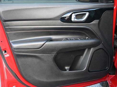 Used 2022 Jeep Compass Limited image 20