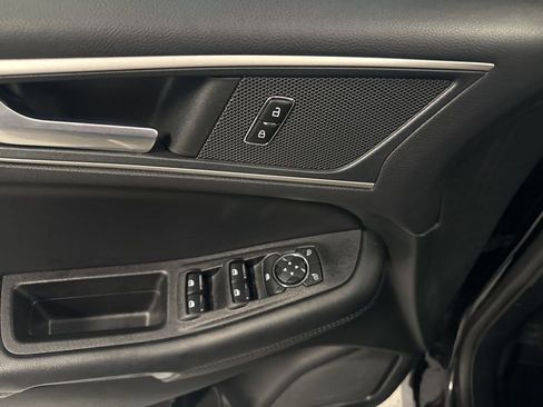Certified 2023 Ford Edge SEL AWD/4WD image 19