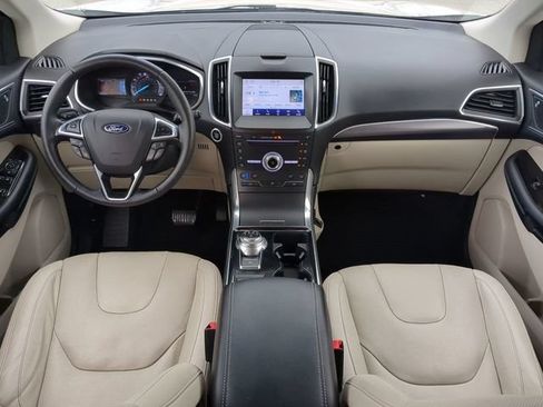 Certified 2019 Ford Edge Titanium w/ Equipment Group 301A FWD image 15
