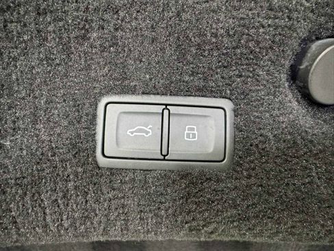 Used 2022 Bentley Continental GT Mulliner image 38