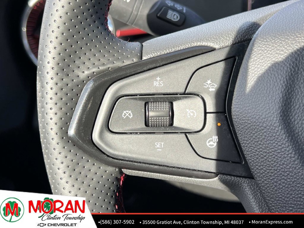 Certified 2024 Chevrolet Trax RS w/ Driver Confidence Package FWD image 25