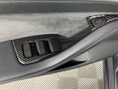 Used 2023 Tesla Model 3 Standard Range image 30