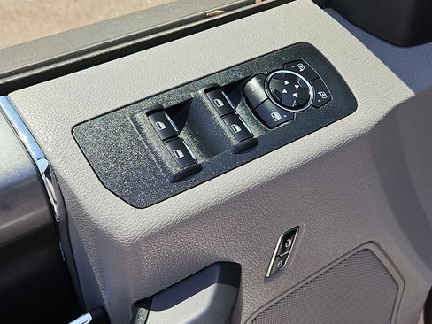 Used 2020 Ford F150 XLT w/ XTR Package AWD/4WD image 12