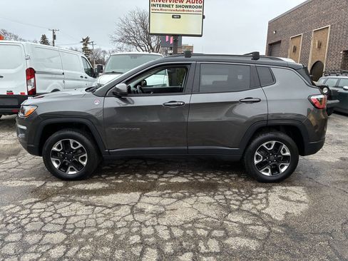 Used 2018 Jeep Compass Trailhawk AWD/4WD image 9