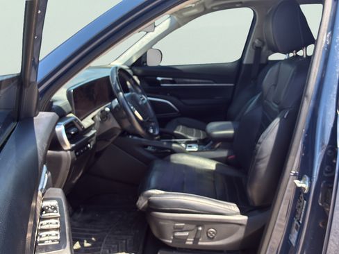 Used 2023 Kia Telluride AWD image 22