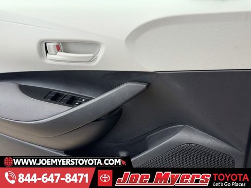 Used 2026 Toyota Corolla LE image 25