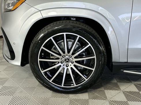 New 2026 Mercedes-Benz GLS 450 4MATIC image 31