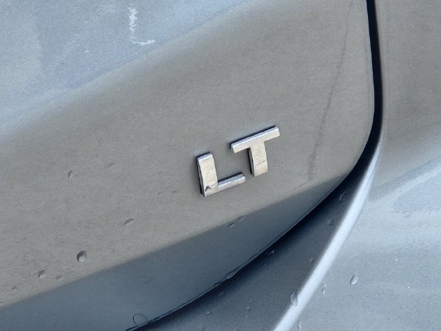 Used 2024 Chevrolet Equinox LT FWD image 11