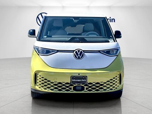 New 2025 Volkswagen ID. Buzz 1st Edition image 8