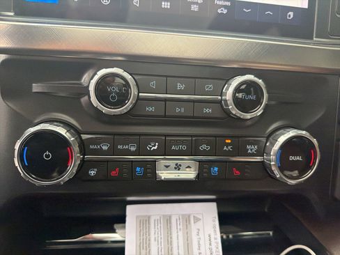 Used 2024 Ford F250 King Ranch AWD/4WD image 10