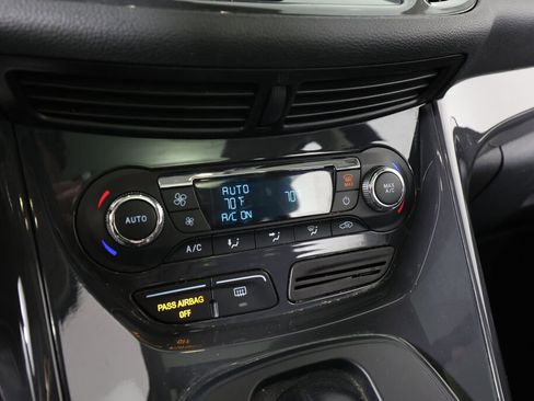 Used 2016 Ford Escape Titanium image 32