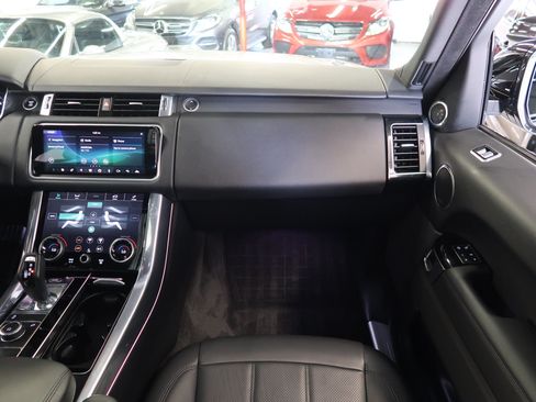 Used 2019 Land Rover Range Rover Sport HSE AWD/4WD image 15