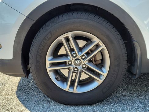 Used 2018 Hyundai Santa Fe Sport w/ 2.4L Value Package 02 image 10