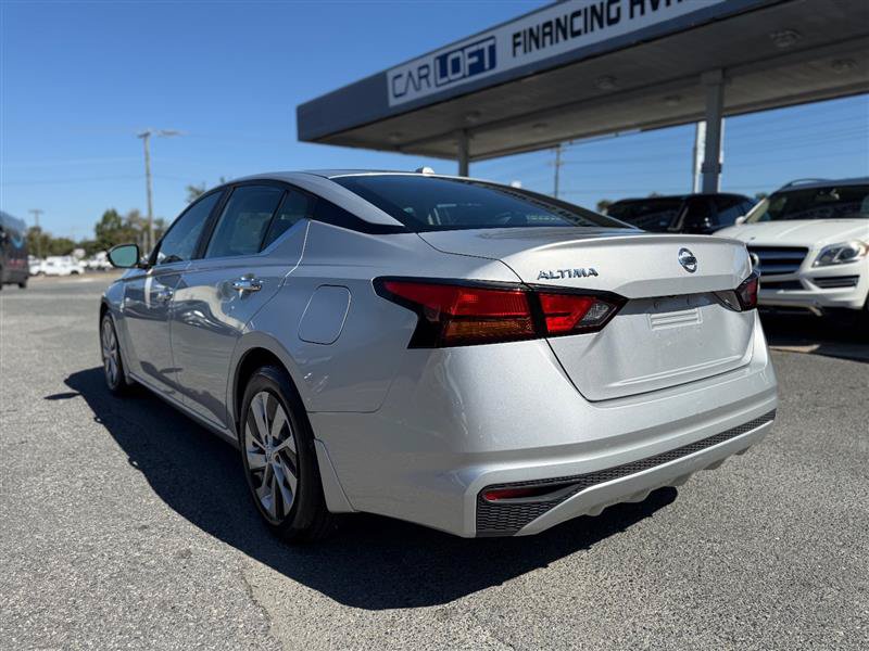 Used 2020 Nissan Altima 2.5 S FWD image 8