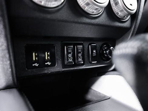 Used 2021 Mitsubishi Outlander Sport SE image 25