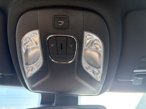 Certified 2025 Jeep Compass Limited w/ Elite Group AWD/4WD image 27