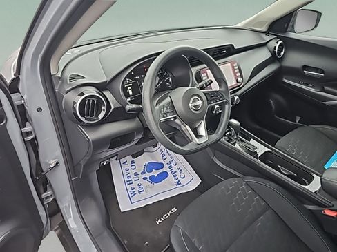 Used 2024 Nissan Kicks SV image 20