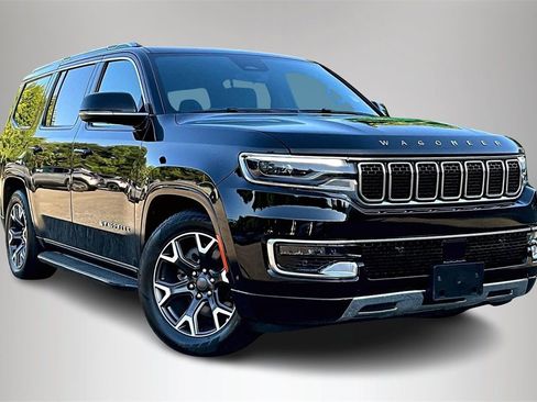 Used 2024 Jeep Wagoneer Series III image 1