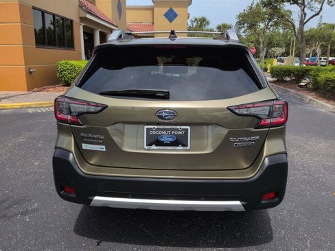 Used 2023 Subaru Outback Touring AWD/4WD image 5