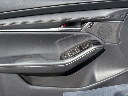 New 2026 MAZDA MAZDA3 2.5 S Sedan w/ Preferred Pkg image 19