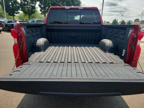 Certified 2024 Chevrolet Silverado 1500 LT Trail Boss w/ Convenience Package II AWD/4WD image 29