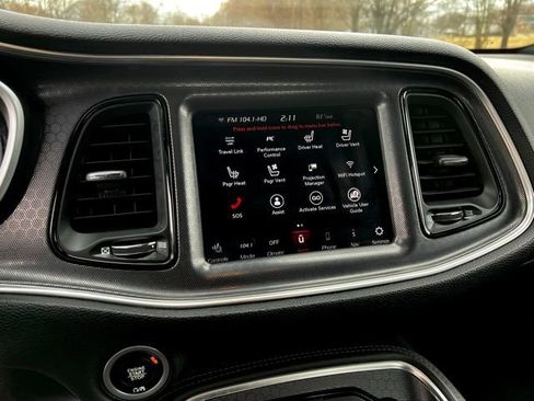 Used 2018 Dodge Challenger R/T Scat Pack w/ Leather Interior Group image 31