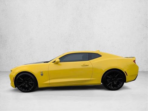 Used 2016 Chevrolet Camaro LT RWD image 8